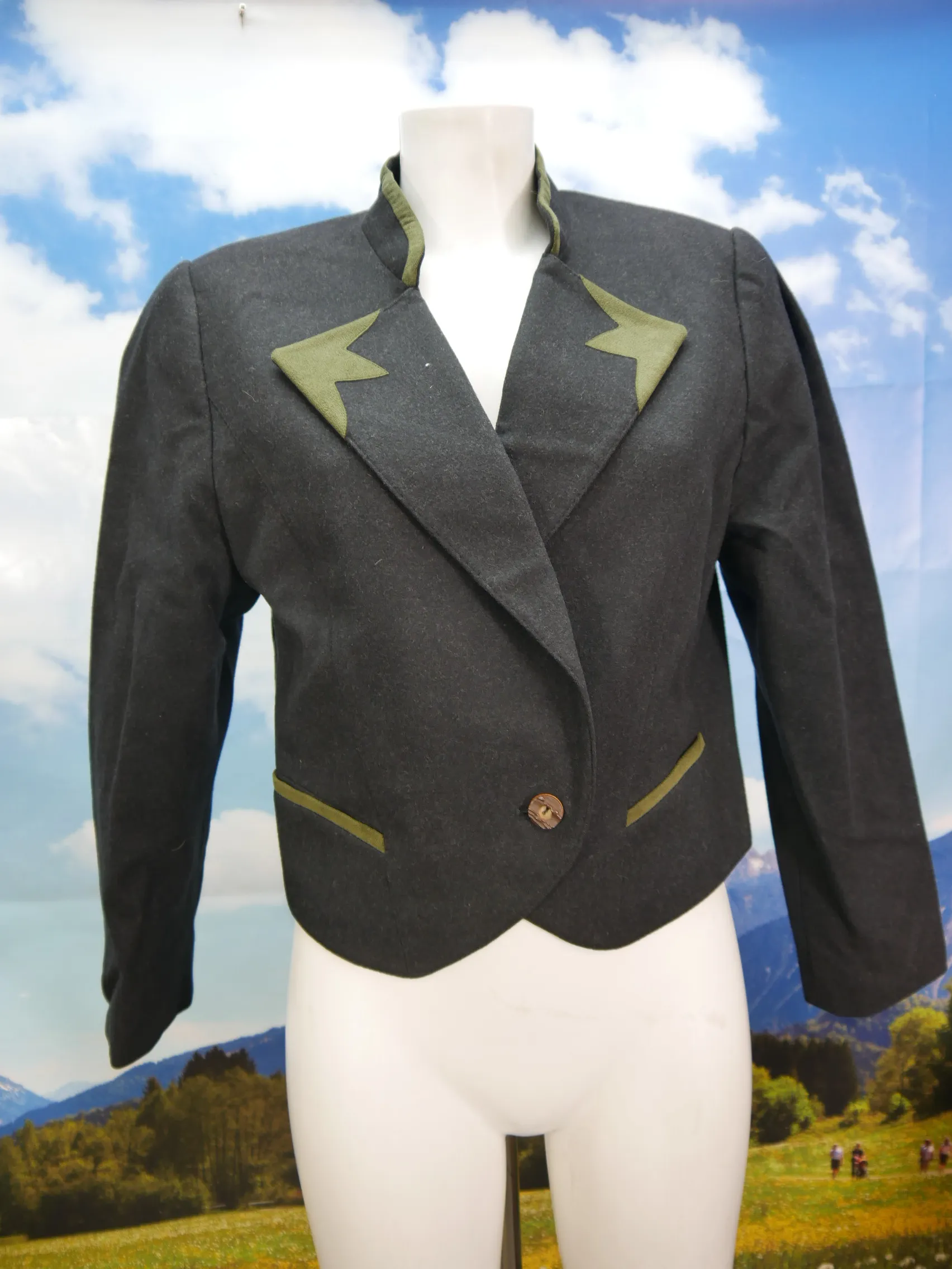 Alpen Loden schwarz Spencer mit Wienernaht fesche Trachtenjacke Jacke Gr.42